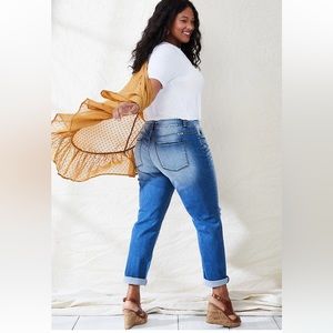 Kancan destructed boyfriend plus size jeans size 22